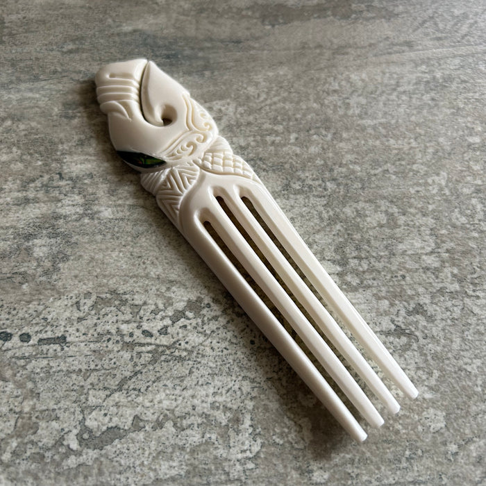 Bone Hook Heru
