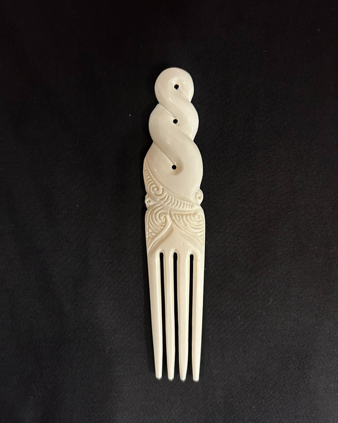 Bone Triple Twist Heru - Large