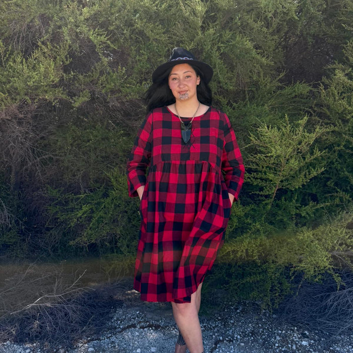 Rangitāmiro Tartan Dress - Red & Black