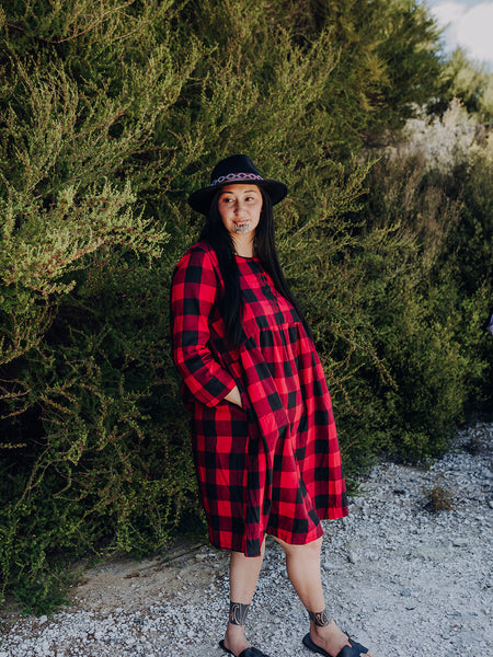 Rangitāmiro Tartan Dress - Red & Black