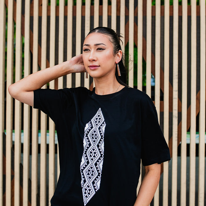 Waharua Kopito Print Tee - Black