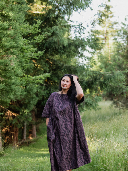 Waharua Kōpito Short Sleeve Dress - Purple Mauve