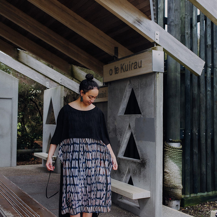Piupiu Print Dress With Splits And Ties