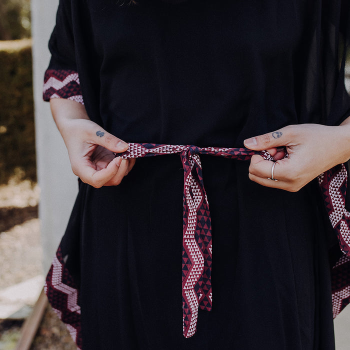 Waharua Kōpito Kaftan - Maroon & White Border