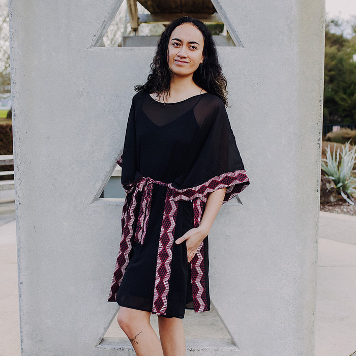 Waharua Kōpito Kaftan - Maroon & White Border