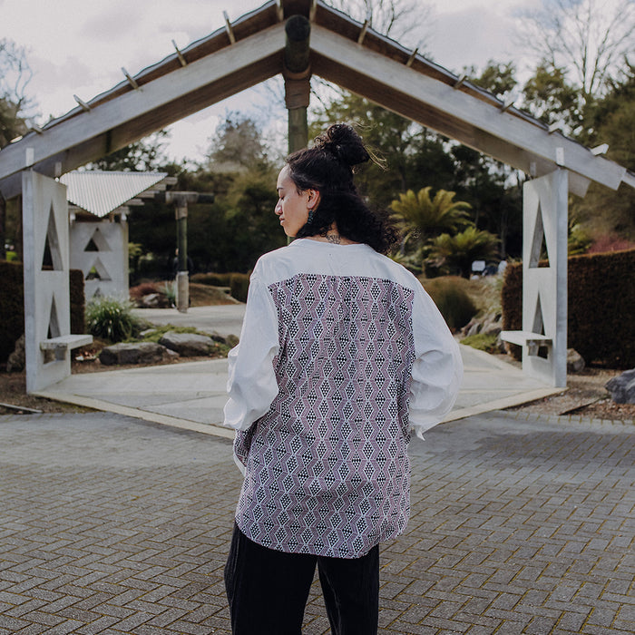 Waharua Kōpito Cotton Button Shirt - White