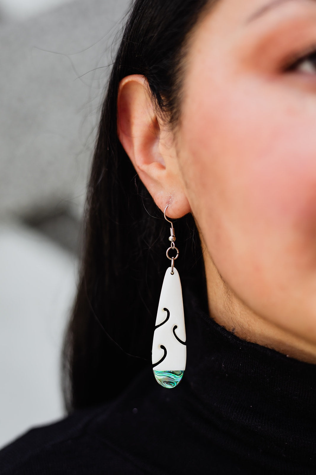 Bone Drop earring with Pāua tip