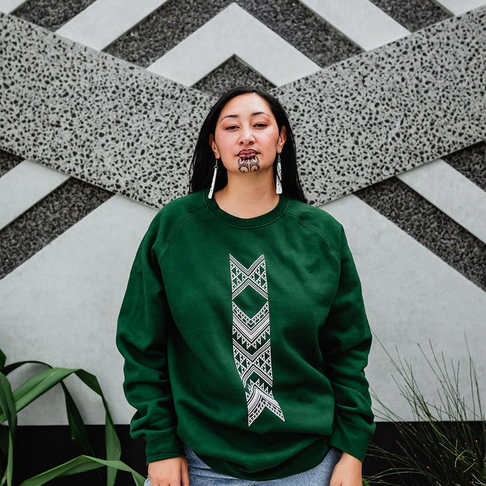 Taniko Hou Print Crew - Forest Green