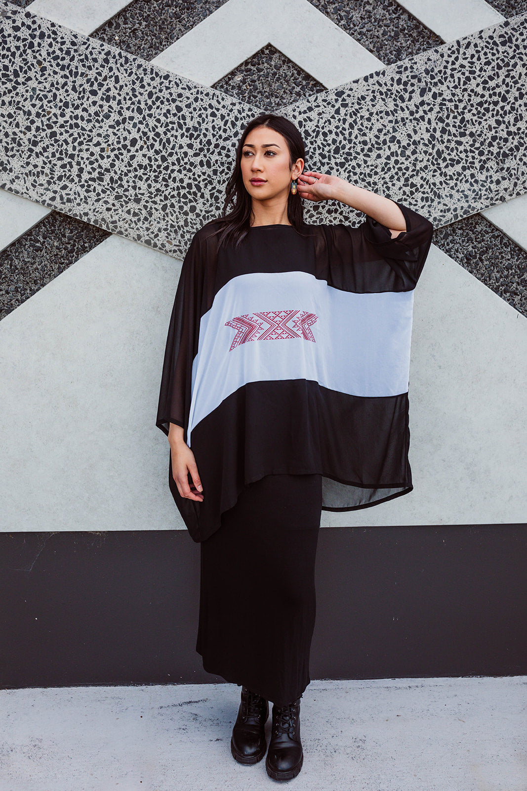 Taniko Hou Slide Top - Black/White/Black