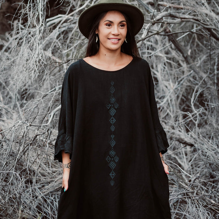 Taniko Waru Embroidered Frill Sleeve Dress - Black