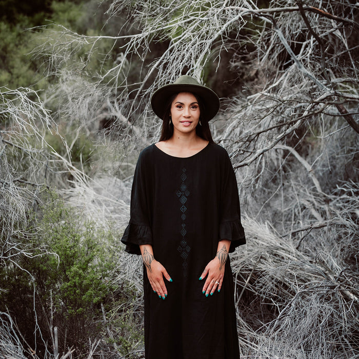 Taniko Waru Embroidered Frill Sleeve Dress - Black