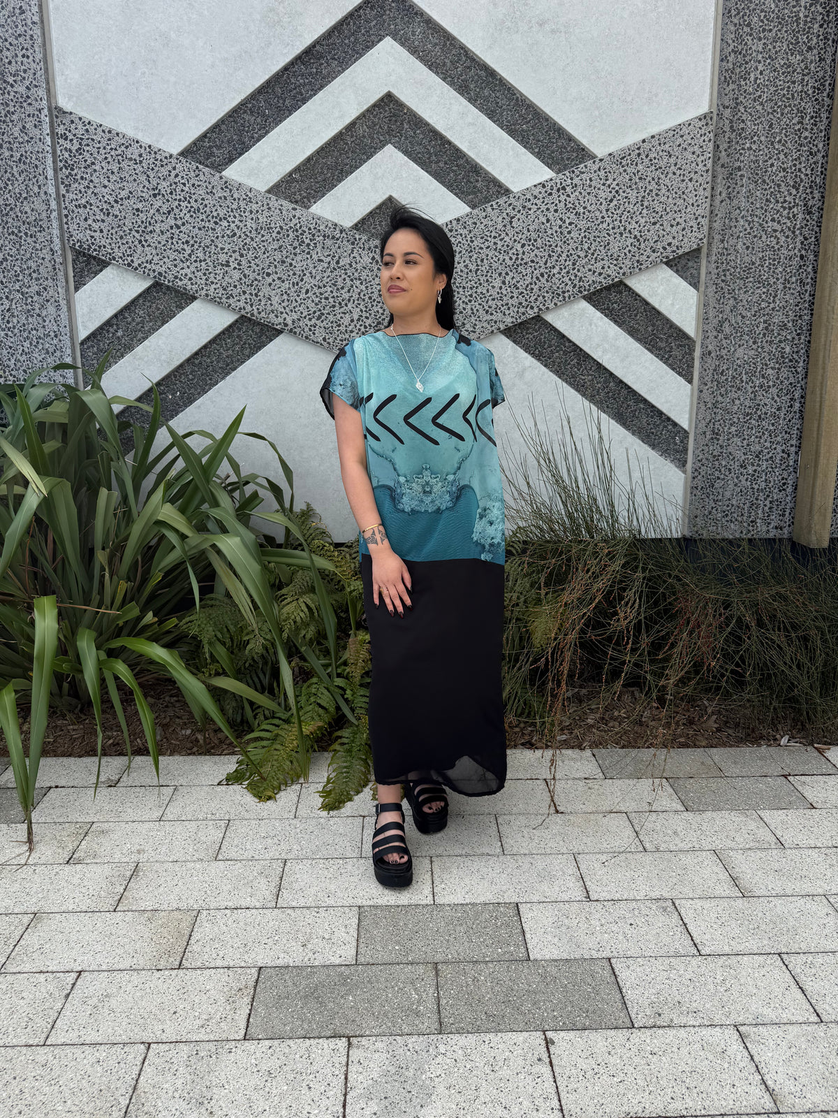 Arikiroa dress