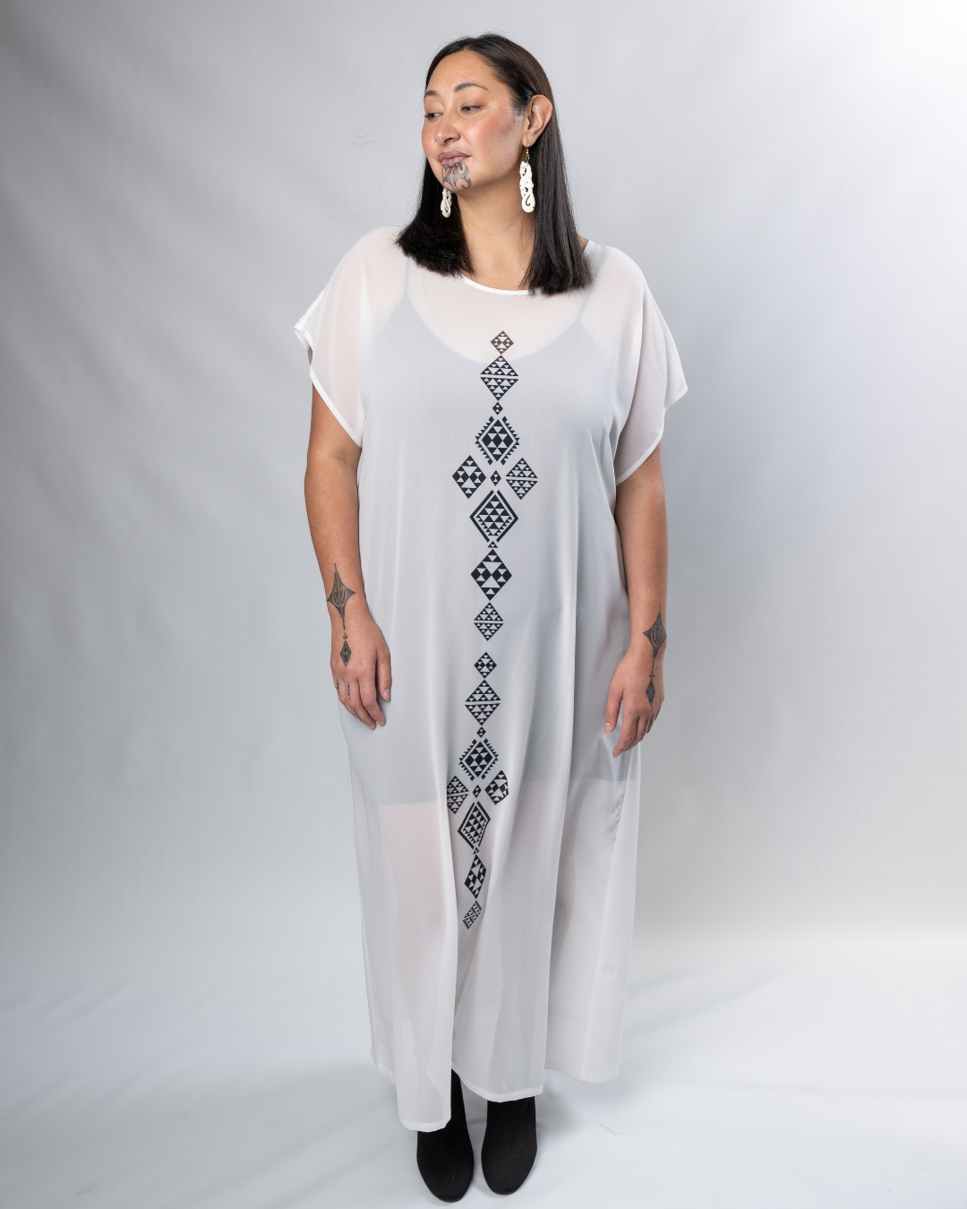 Ahu Boutique | Founded by Mori Fashion Designer Adrienne Whitewood Ahu Boutique | Founded by Mori Fashion Designer Adrienne Whitewood