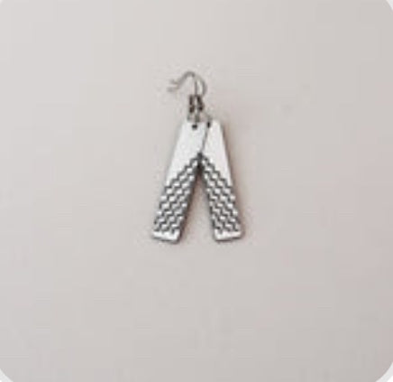 NTK Earrings Silver, Poutama