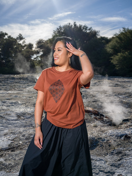 Taimana Print Tee - Clay