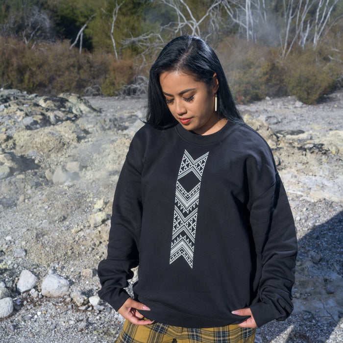 Taniko Hou Print Crew - Black
