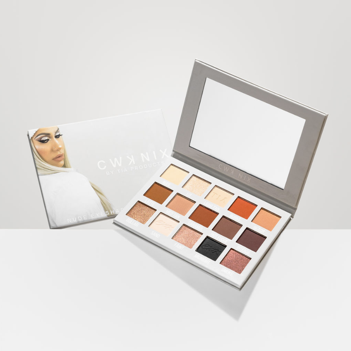 Cwnix Eyeshadow Palette