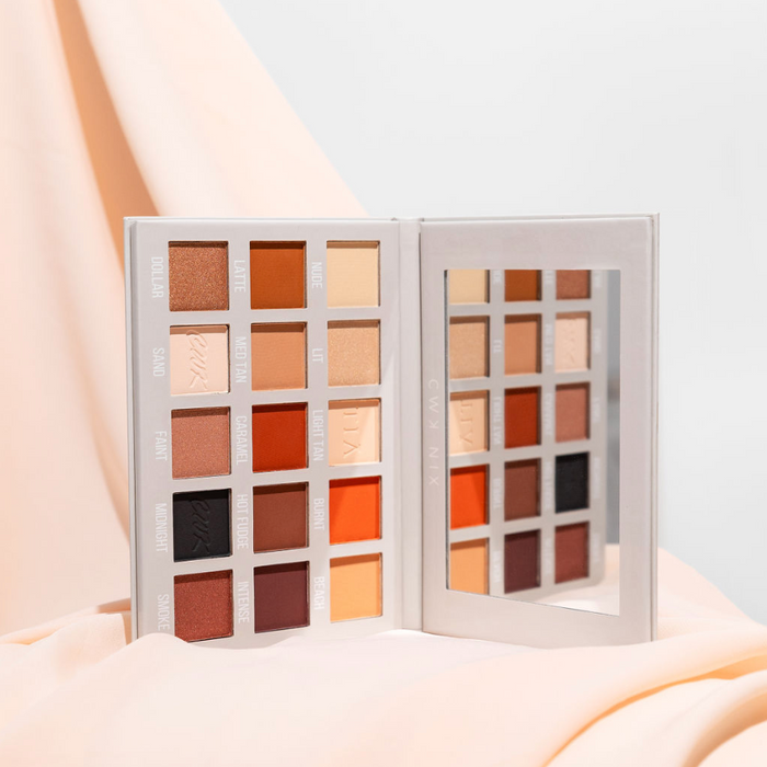 Cwnix Eyeshadow Palette