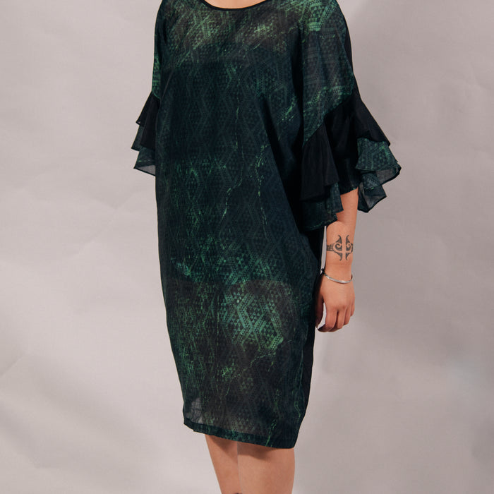 Pounamu Silk Short Frill Sleeve Dress
