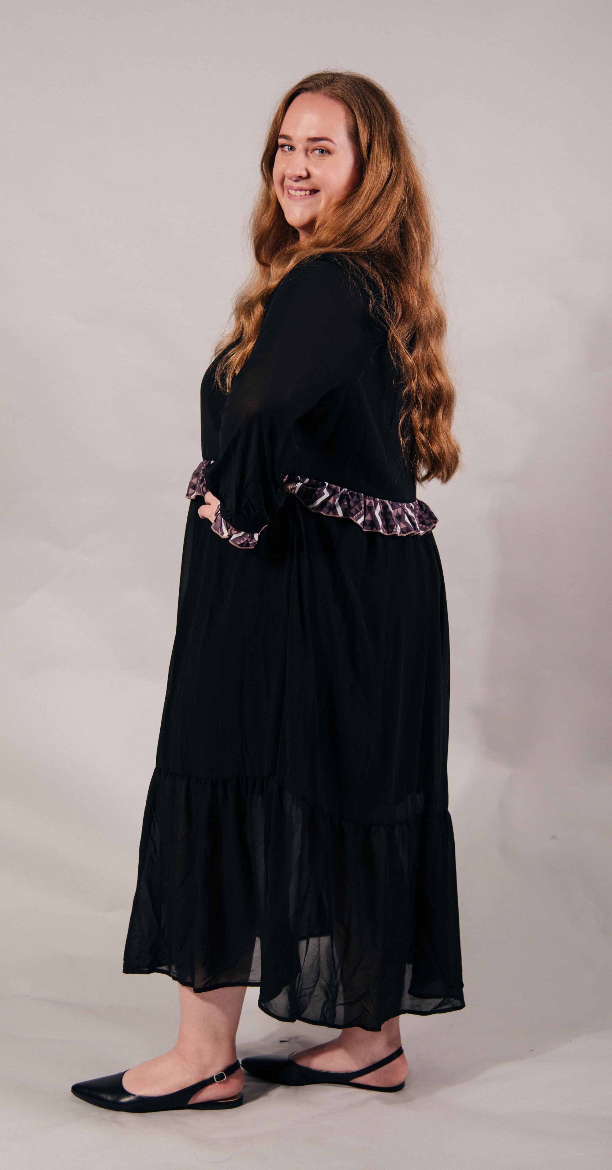 Aronui Frill Panekoti - Black