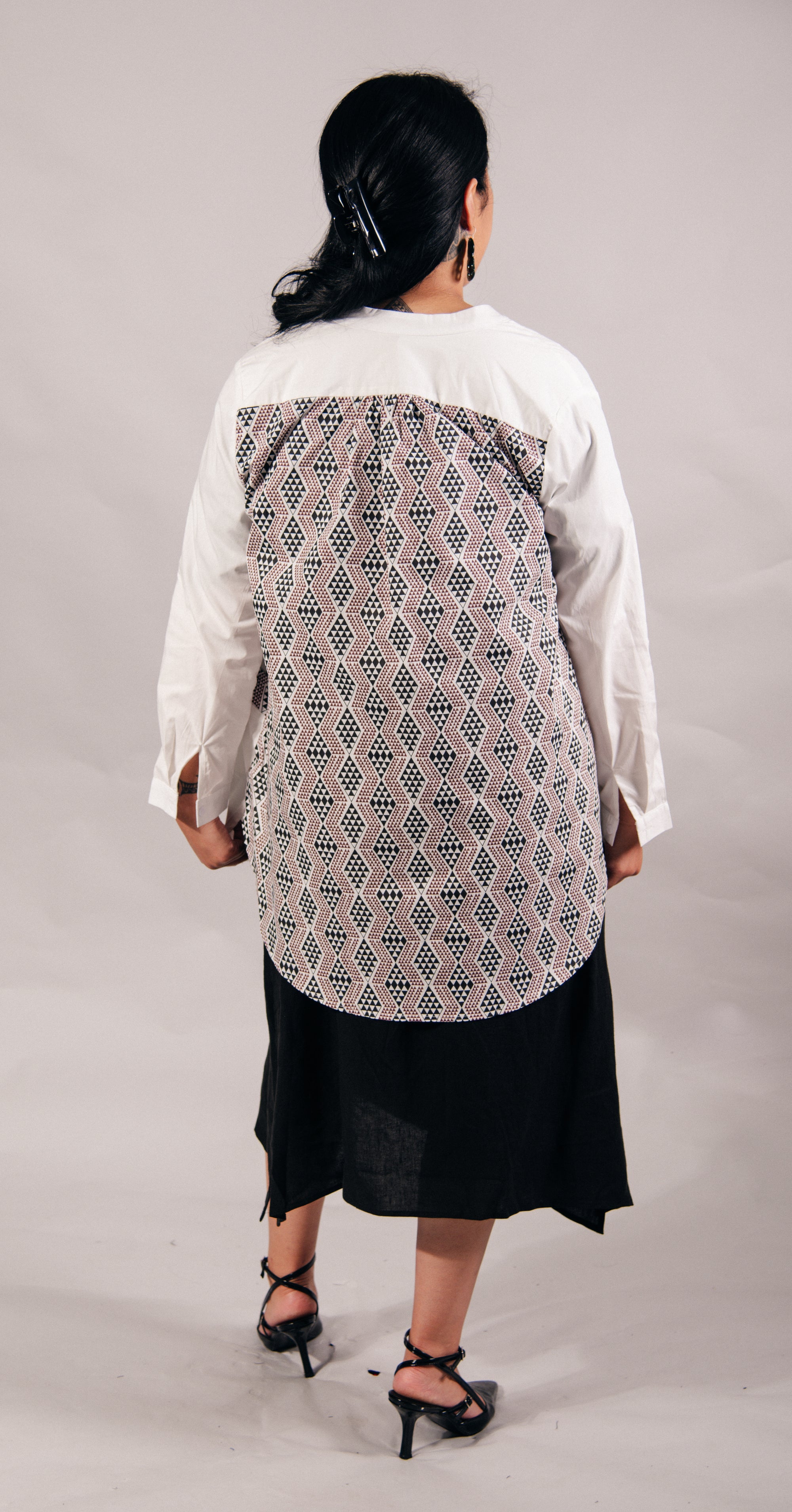 Pre Order Waharua Kōpito Cotton Button Shirt - White