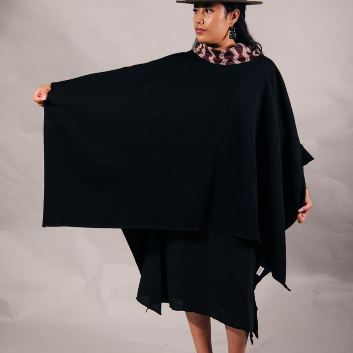 Waharua Kōpito with Taniko Waru Embroidery Poncho - Black