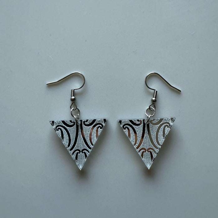 Silver Resin Tapatoru Earrings