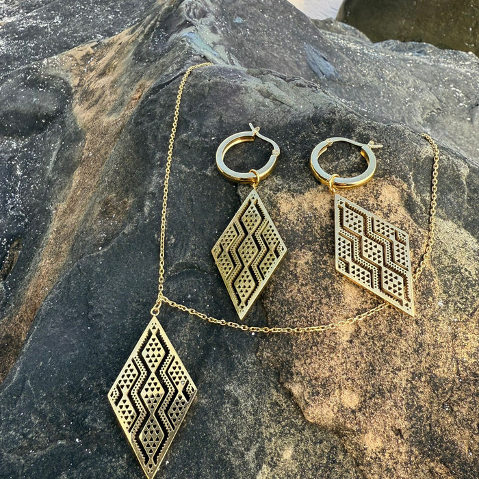 18ct Gold Plated Taimana Earring and Pendant Set