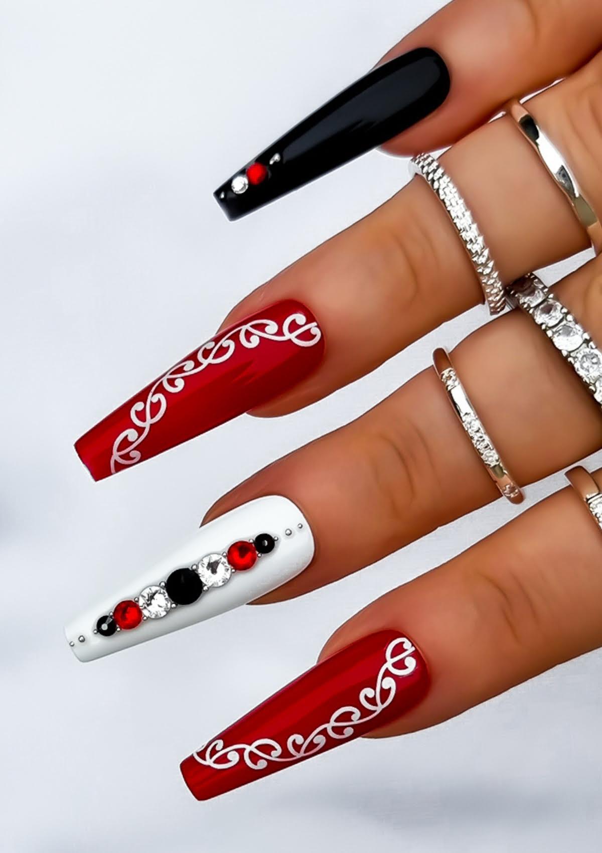 Black &amp; White Nail Transfer Tattoos