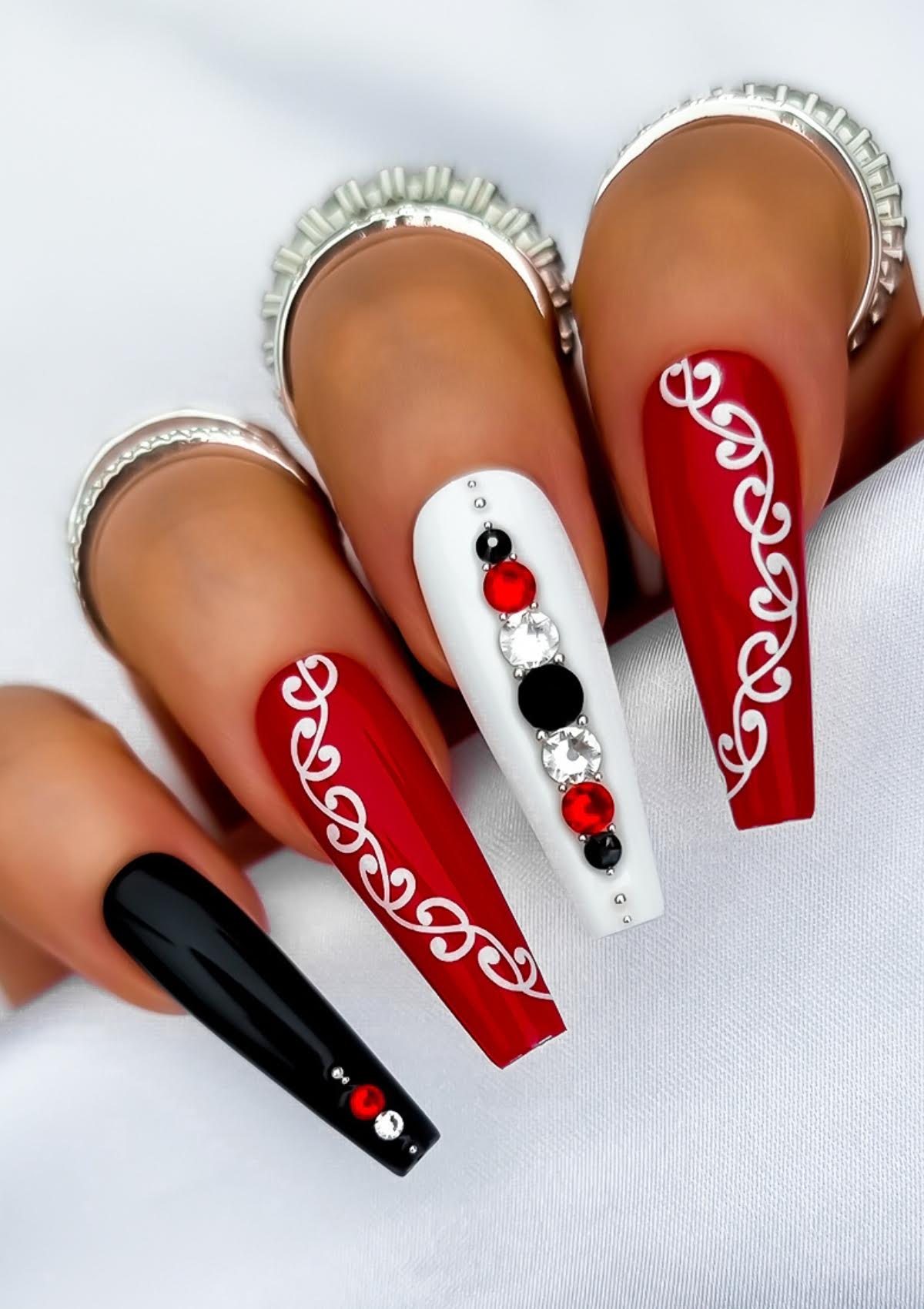 Black &amp; White Nail Transfer Tattoos